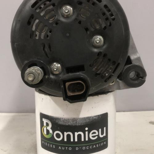 70585936-e1c4de56-d908-426b-8c8b-f499f6f06ae8-Piece-Alternateur-52067418-JEEP-COMPASS-2-PHASE-1-1a1730d0671827c02df5f2e2544b95ed99522aaad0ce2f4dfe28f828be0473e6_m.jpg