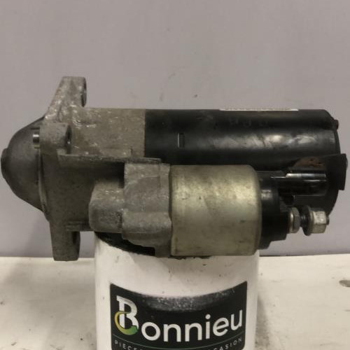 70585947-4efe0dbc-d5a0-4e71-b40b-1a36035bad88-Piece-Demarreur-000139068-JEEP-COMPASS-2-PHASE-1-4a9e988d0e79e24cc8e5907e1eb51325e302d29391eabe721398599738b8e1ea_m.jpg