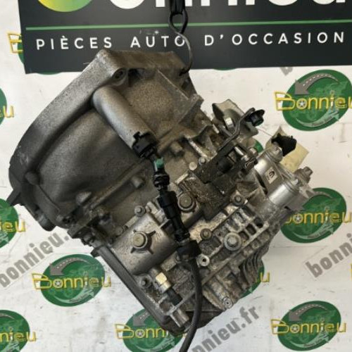 70586187-801b76ba-3154-4399-a579-d69d0f8e4612-Piece-Boite-de-vitesses-JEEP-COMPASS-2-PHASE-1-371fd9c45c12c969e089e0e9def857f273c96ba74e6a2cae93eef49d1bf904fd_m.jpg