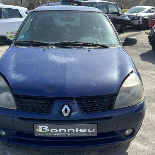 Vehicule-RENAULT-CLIO-2-PHASE-2-2003-deb5faa779f3ab46147ec60a78dd498d981865082f4596bcaf75aafaf11fc1ec_mtn.jpg