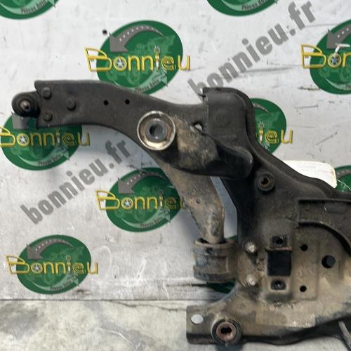 Piece-Berceau-avant-1734687-FORD-FOCUS-2-PHASE-1-e538e28d77649807fc25f537fe4fe2127bbd70f4090065b17e80c817eaf48a92_mtn.jpg