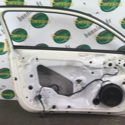 Vehicule-AUDI-A1-1-PHASE-1-2011-76dcdededf58ec5ce0a3dd7f4ea2a934a475a9be7454f27842695e2a6fe1c414_mtn.jpg