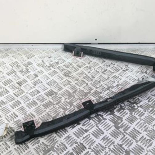 Vehicule-AUDI-A1-1-PHASE-1-2011-6afa1e23d99697240a8dea2bd306258850d8afe58eca60ef72e5a0087d14a19a_mtn.jpg