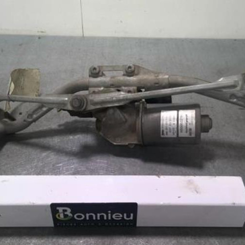 Moteur essuie glace avant
