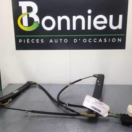 Vehicule-AUDI-A1-1-PHASE-1-2011-6afa1e23d99697240a8dea2bd306258850d8afe58eca60ef72e5a0087d14a19a_mtn.jpg