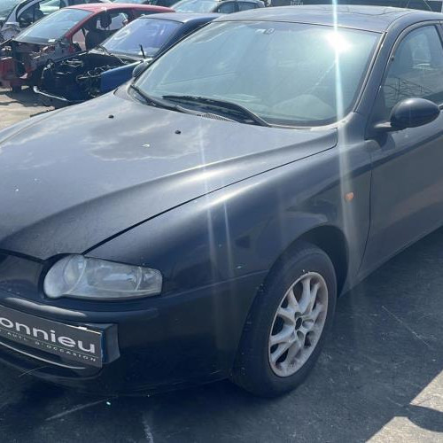 Vehicule-ALFA-ROMEO-147-PHASE-1-2004-8703e83a8052221e2bb8f621a39de78a7faa472baa078517bb34a0682570192b_mtn.jpg