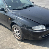 Vehicule-ALFA-ROMEO-147-PHASE-1-2004-1997f71ef887a89ef0bf9de5abf7ac7811038a12c6f8ece8c115b142603447cf_mtn.jpg