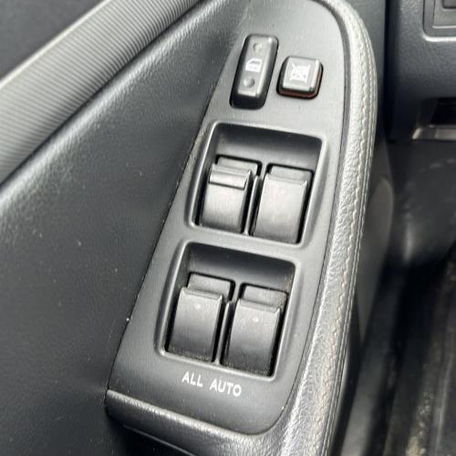 Vehicule-TOYOTA-AVENSIS-2-PHASE-2-2007-04cfad0a1808cba91af57e655da2f80592fd64c190e1a03e078098240423859f_mtn.jpg