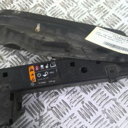 71265239-fafa590f-0e71-472c-a450-43fcf8d47d13-Piece-71265239-Traverse-superieure-13426283-OPEL-ZAFIRA-TOURER-C-PHASE-2-16-CDTI-16V-TURBO-f3eca4a012033bac2578cd620f4964628edc5f4c97f33f2719f679fb94be3a88_m.jpg