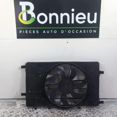 71265556-6ecb12fd-d87e-4760-8053-1e18daf062bf-Piece-71265556-Ventilateur-eau-13427161-OPEL-ZAFIRA-TOURER-C-PHASE-2-16-CDTI-16V-TURBO-4d36583647fa063810235a35b0f8b2be28a63a3f982fe98f502e180df3cc8a14_m.jpg