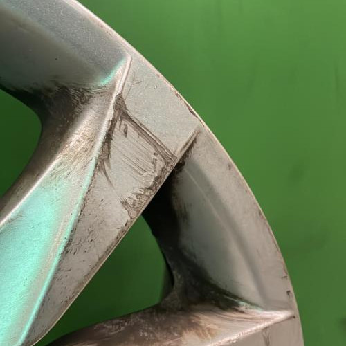 Piece-Jante-9671401480-PEUGEOT-508-1-SW-PHASE-1-BREAK-ff3c055073bf5acf2db709b56f4345e85902f2eaf07569ce9d87c60236d94d11_mtn.jpg