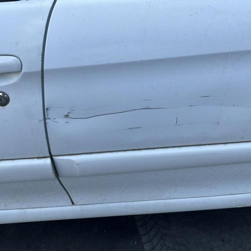 Vehicule-CITROEN-XSARA-PICASSO-PHASE-1-2004-17cb5dbaffd2dceeacafe34f9b59ecd2bd80f05eaa1f87a0012b5eafa28cd50f_mtn.jpg