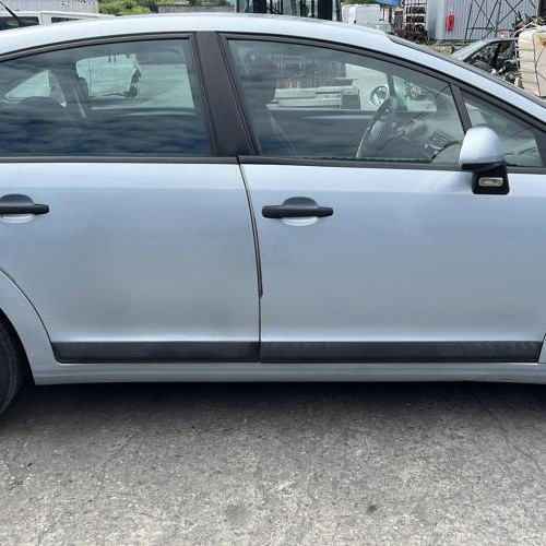 Vehicule-CITROEN-C4-1-PHASE-1-2006-d068235c978b2ed4bd84005cbf8a28a1ebe5ec7018fb525bf957c5524ef56d56_mtn.jpg