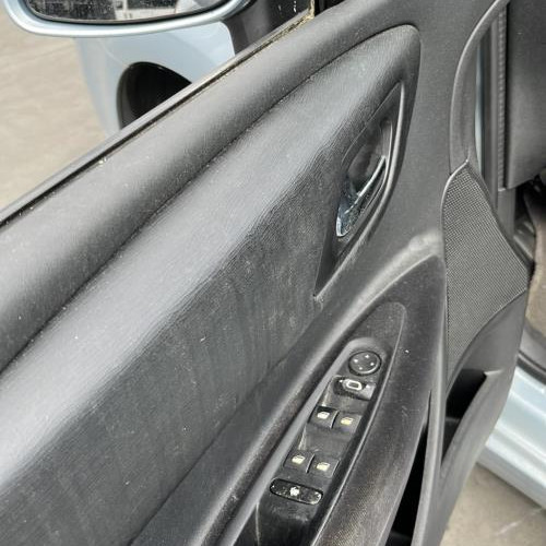 Vehicule-CITROEN-C4-1-PHASE-1-2006-5cc7bc4aefe687a10d76130eba3926cdb45bac27c58626a10a1d6d9e92ecf4c4_mtn.jpg
