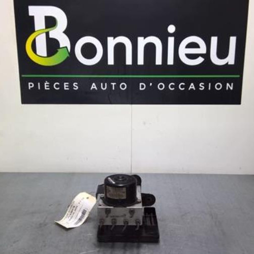 71430470-21b0d2e1-3905-4cc4-9288-72ed2071d78e-Piece-71430470-Bloc-ABS-5161125AB-CHRYSLER-CROSSFIRE-COUPE-32i-18V-V6-a5fb46c387a68ec639b9f4c97925fb8d19b0f48f3c9efb3787ec829d5ee8a17b_m.jpg