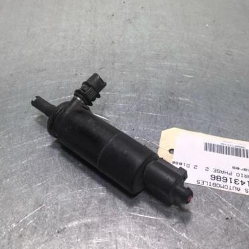71431686-af55d1bd-d40a-4ac4-b93e-e9345587e8c7-Piece-71431686-Pompe-lave-phares-3B7955681-AUDI-A3-2-CABRIO-PHASE-2-20-TDI-16V-TURBO-fdfa0ae36932eeee3781ba266d9561a6e9996a19f5f8d5d523ab93a7cae45a04_m.jpg