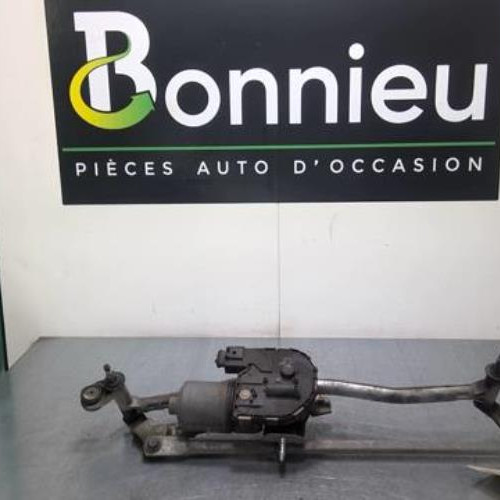 Moteur essuie glace avant