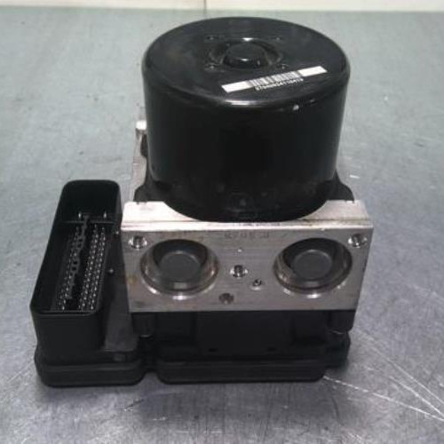 71434714-6987d956-8dc2-4b70-a3c2-b3291c34018c-Piece-71434714-Bloc-ABS-AUDI-A3-2-CABRIO-PHASE-2-20-TDI-16V-TURBO-d8ab9933ffaa448e67d5bb6dee445cfe58d7ff8121926b48619802e53531bea7_m.jpg