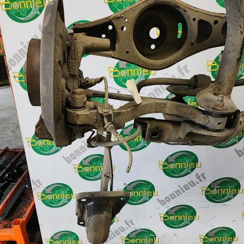 Piece-Essieu-arriere-AUDI-A3-2-CABRIO-PHASE-2-f866855eb622af578dced81190f6a9288c3844a8ba7659ce23288b6751d33dfc_mtn.jpg
