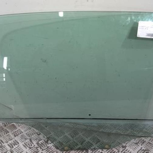 71575430-52a8ef87-c56d-4d6f-9966-70afb5bb22d5-Piece-71575430-Vitre-arriere-droit-9204K8-PEUGEOT-207-PHASE-1-14i-8V-5d955eea92b7c1e4138c09124d63265f29714030b2ee8fe090d59db61fcd1b5a_m.jpg