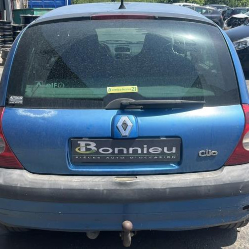 Vehicule-RENAULT-CLIO-2-PHASE-2-2003-6ffeb812e379d840f915c8790476f90c5f5bf852e7ca311702ab803e2e31d239_mtn.jpg