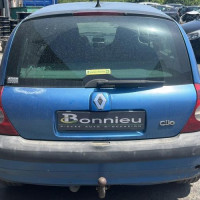 Vehicule-RENAULT-CLIO-2-PHASE-2-2003-6ffeb812e379d840f915c8790476f90c5f5bf852e7ca311702ab803e2e31d239_mtn.jpg