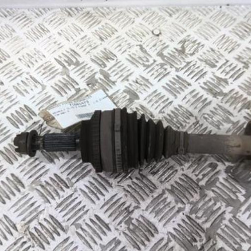 71601473-680abf75-01e9-4fa5-91c6-176ee32f1798-Piece-71601473-Cardan-droit-8200613820-RENAULT-CLIO-2-PHASE-2-15-DCI-8V-TURBO-ac80e4ead5104eafaca931c54a032d8320141c662660fe0e33231e72c89b0470_m.jpg