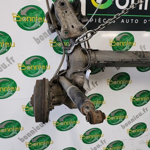 Piece-Essieu-arriere-PEUGEOT-208-1-PHASE-2-fb72cb791b46b0da53ab95f2a5aee33d0ad89501ba096f94838eb076ae94c3eb_mtn.jpg