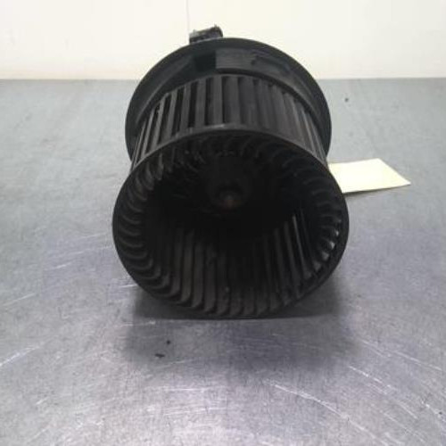 71633236-791c4c02-3b3f-4ec5-a9a3-9d7621074b92-Piece-71633236-Ventilateur-chauffage-1608182080-PEUGEOT-208-1-PHASE-2-16-BLUE-HDI-8V-TURBO-1cd31a1a0c8bb7bcfd2821508e84f15acd18fdc1ff565727d797116dd6627221_m.jpg