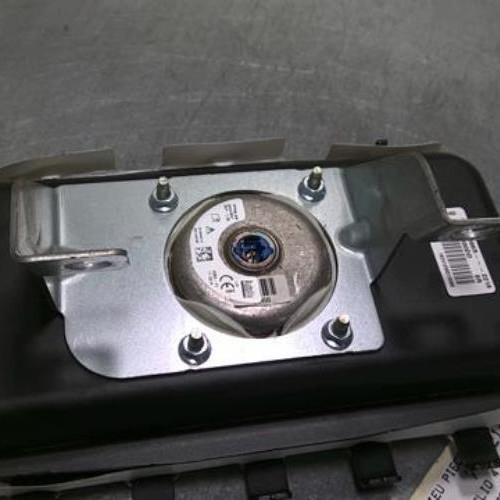 71642146-947a2bdc-c028-42a5-a8c9-49472dab4011-Piece-71642146-Air-bag-passager-985250096R-RENAULT-CLIO-4-PHASE-1-15-DCI-8V-TURBO-16bc46493e69ee7b42835ab45de1d179a668717e139d41d12d7b8d26b9353c0e_m.jpg