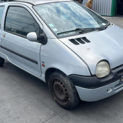 Vehicule-RENAULT-TWINGO-1-PHASE-3-2002-1007419d80261220b3700da51cfb4261d2fd70a3a36590726dd4c8af5b6c3cb6_mtn.jpg