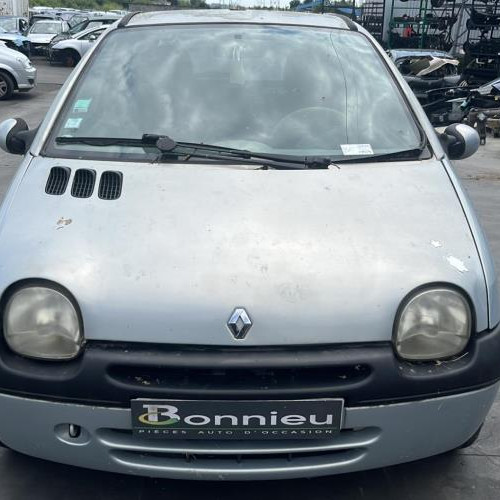 Vehicule-RENAULT-TWINGO-1-PHASE-3-2002-3b7373cb1d7ab4dc3b7aeea2aa65def02e66ad817f78722317f4be249453e0e8_mtn.jpg