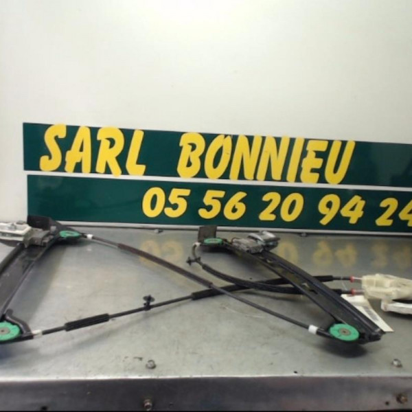 Moteur leve vitre avant gauche