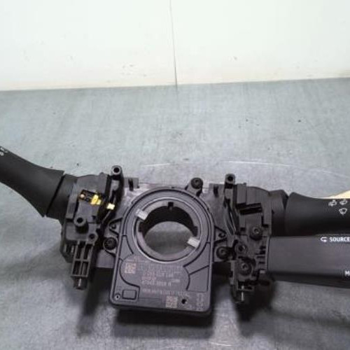 72887386-9a0621d7-de8f-4fec-b55b-9f4412185b82-Piece-72887386-Com-255672748R-RENAULT-CLIO-5-15-BLUE-DCI-8V-TURBO-3851d1165594840fb1dc9e4dcea36858112057db6d49d77ab907a65e92072d81_m.jpg
