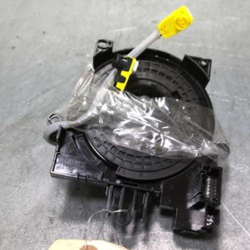 72887389-5e75cd98-46fb-4cc1-994c-130d0d2bf0ce-Piece-72887389-Contacteur-tournant-255549585R-RENAULT-CLIO-5-15-BLUE-DCI-8V-TURBO-ffea9c38cce1b014c984e42a258954841e472b73e1825cccbb8546a387ddc6f3_m.jpg