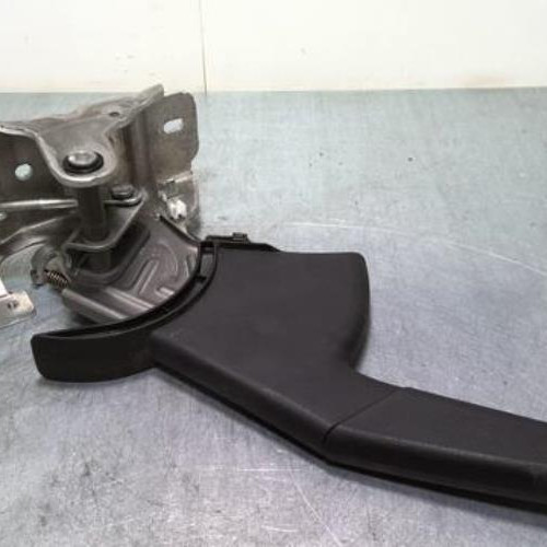 72887397-8fdef417-0737-4cc9-a3ec-ee9421a93e57-Piece-72887397-Levier-frein-a-main-360106140R-RENAULT-CLIO-5-15-BLUE-DCI-8V-TURBO-68050375bb6c98e4dc2c932e57dd0609365626d5c40e9c9ea90dc3a76ea241f9_m.jpg