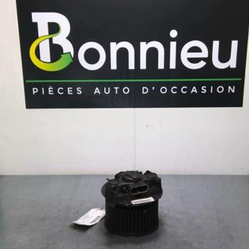 72968981-d0df8def-f029-4e80-b4a1-ce40e3f49e6a-Piece-72968981-Ventilateur-chauffage-7701062226-RENAULT-CLIO-3-PHASE-2-15-DCI-8V-TURBO-f6f0bc3b8163c995cfc0e314cb9fc0778abb151365caf9ee6e205936e9f6bed6_m.jpg