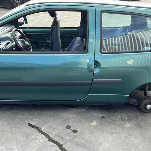 Vehicule-RENAULT-TWINGO-1-PHASE-1-1995-d73b80c8a252ec1d3434a207560f7ee113413569d1df0cf7f5521692f067df7f_mtn.jpg
