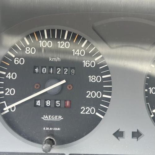 Vehicule-PEUGEOT-106-PHASE-1-1995-008ccb8f57f3d2a5a3a099adc0f27a6cf3108b7663542605eab7e5d4140dd733_mtn.jpg
