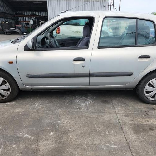 Vehicule-RENAULT-CLIO-2-PHASE-1-2000-f2bb802a88c4f475b9262d4db860c026cb6f0412687780d12bf95332eadbc362_mtn.jpg