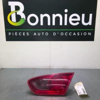 73227397-a79bedb1-be65-49fc-b0b4-d74810b666a1-Piece-73227397-Feu-arriere-secondaire-droit-1P0945108F-SEAT-LEON-2-PHASE-1-19-TDI-8V-TURBO-9660cfb5abd4d4b9781613f945ed47420be802a64aee331f0c6a08e5ebced44f_m.jpg