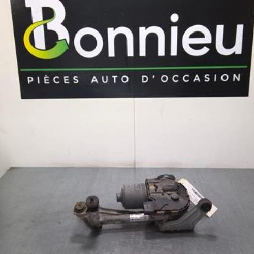 Moteur essuie glace avant droit