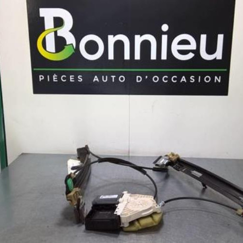 Moteur leve vitre avant droit