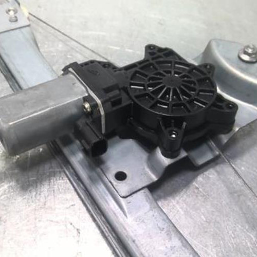 Moteur leve vitre avant gauche