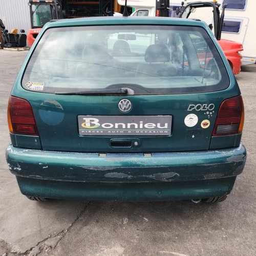 Vehicule-VOLKSWAGEN-POLO-1-1997-8bad98b34991d055c15fec1a3d64b82a2cc3f092c351dfcabcf2d1323672bbd8_mtn.jpg