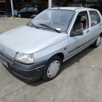 Vehicule-RENAULT--1992-162945e63fbee99943e9a68037d5c4cef67031579ccb6b507687a9a280867f37_mtn.jpg