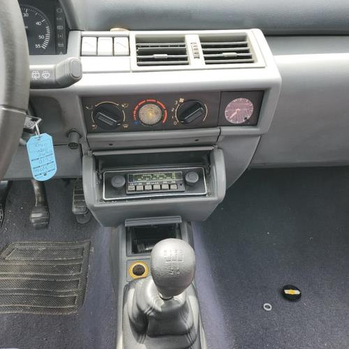 Vehicule-RENAULT--1992-d6605b70490d668f612e4c12062e52989d36469e21dc0738b4709058fbba76dc_mtn.jpg