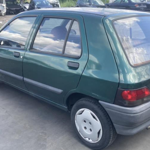 Vehicule-RENAULT-CLIO-1-PHASE-1-1995-c50772fb8450e1e341458cfe8c965500c17637fe4c99d9ae74b5d2d2e9f23954_mtn.jpg