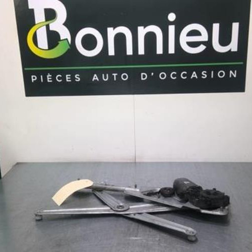Moteur leve vitre avant droit