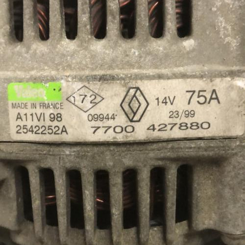 73410925-a1814e19-23a6-4e06-a1c9-e70900747e89-Piece-Alternateur-7700427880-RENAULT-TWINGO-1-PHASE-2-144fe82342f935e8a1c11ebfcccbf7345cb9789753f51f7a1bfeae2b61b4d466_m.jpg